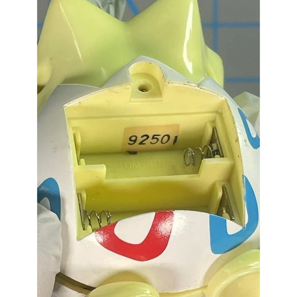 Pokemon Togepi Electronic Action Figure Nintendo TOMY 1998 UNTESTED FOR PARTS